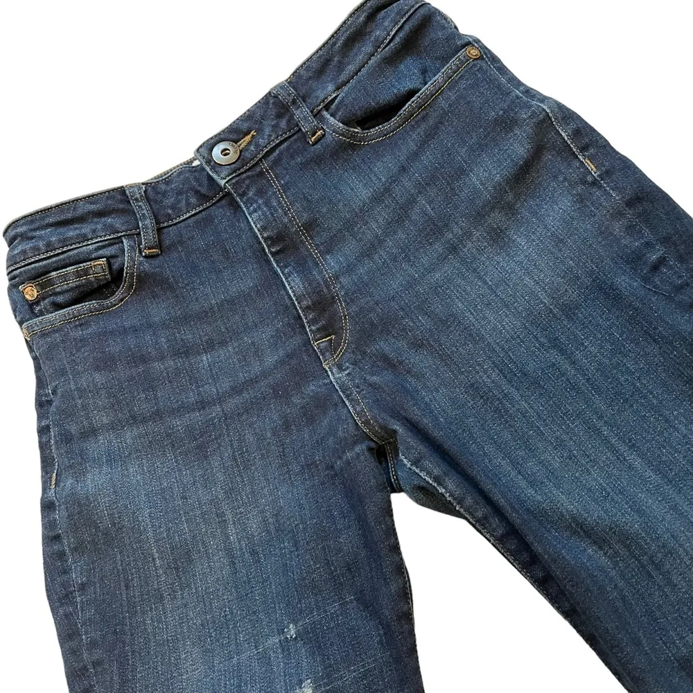 DL1961 Smart Denim Distressed Farrow High Rise InstaSlim Ankle in Gossip - Image 9