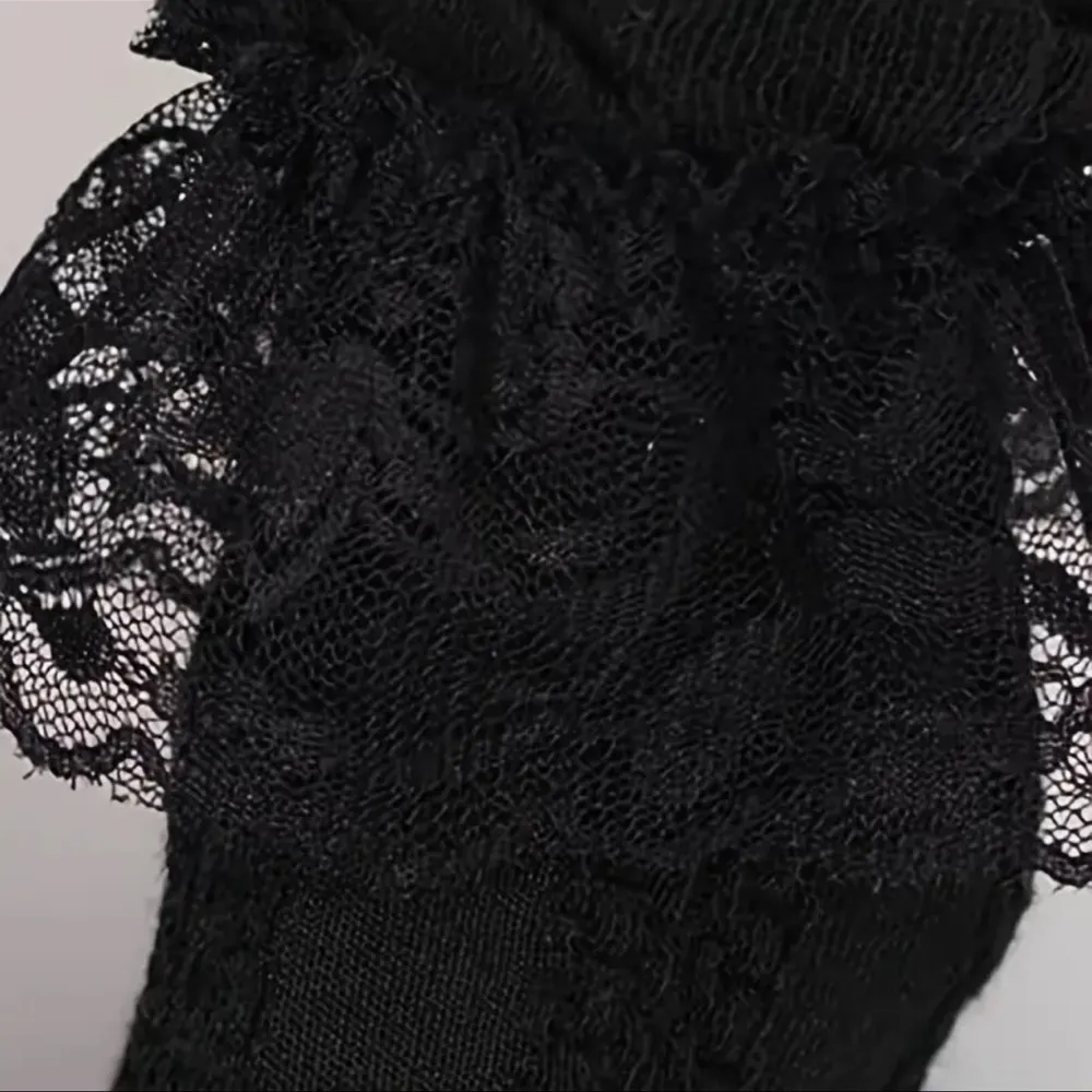 Ruffle Lace Trim Socks Black - Image 2