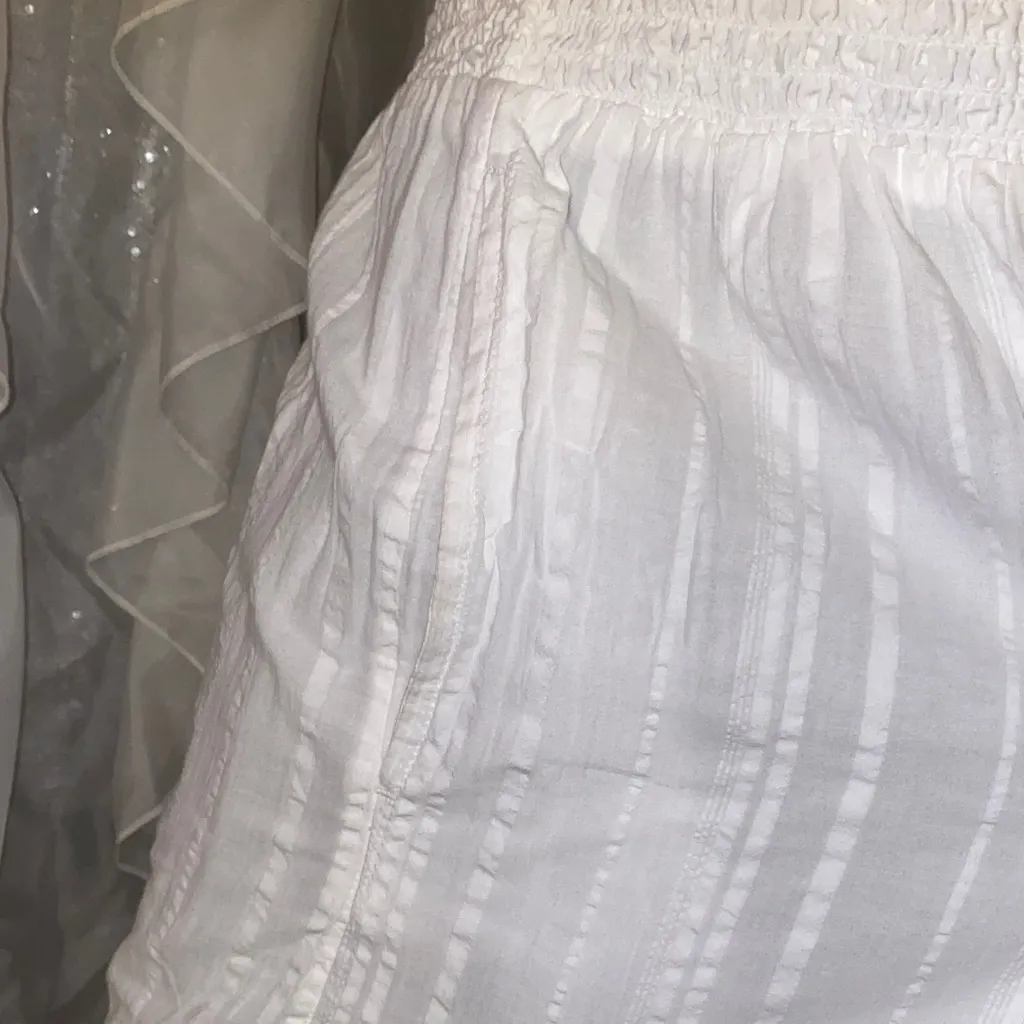 Vineyard Vibes S Elegant Smocked Tiered Midi Dress White with pockets - Image 8