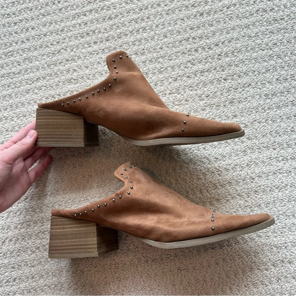 Universal Threads Crista Pointed Toe Studded Mules Size 9.5 - Image 2