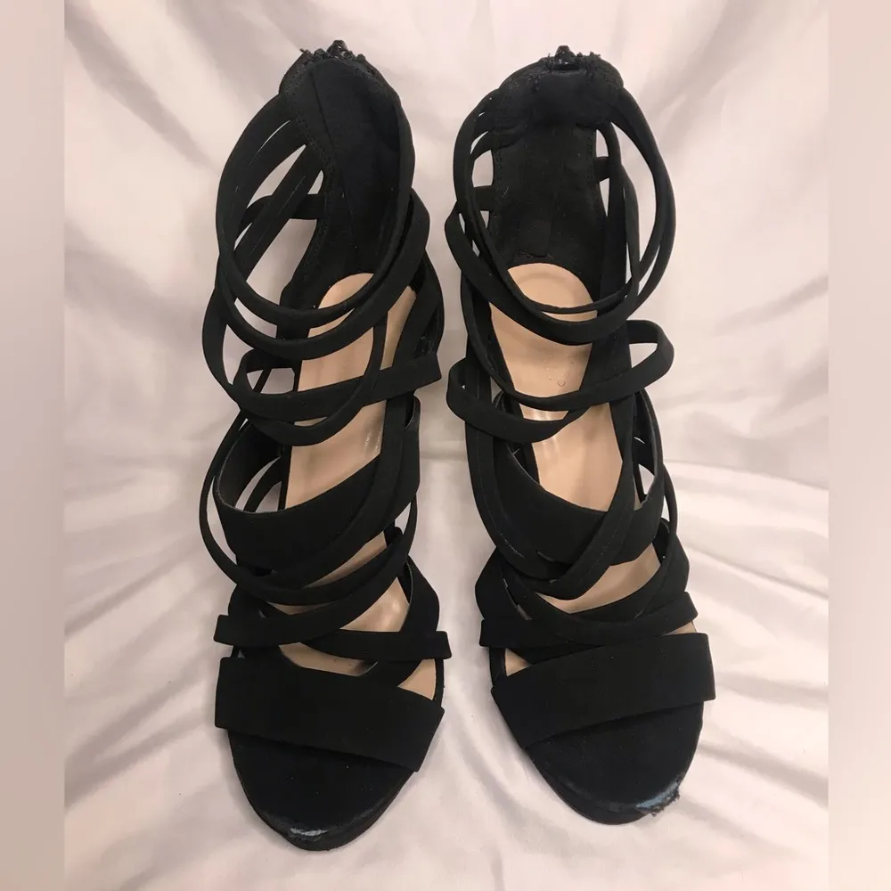 Charlotte Russe Vintage Classic Y2K Black Strappy Heels Size 8 - Image 2