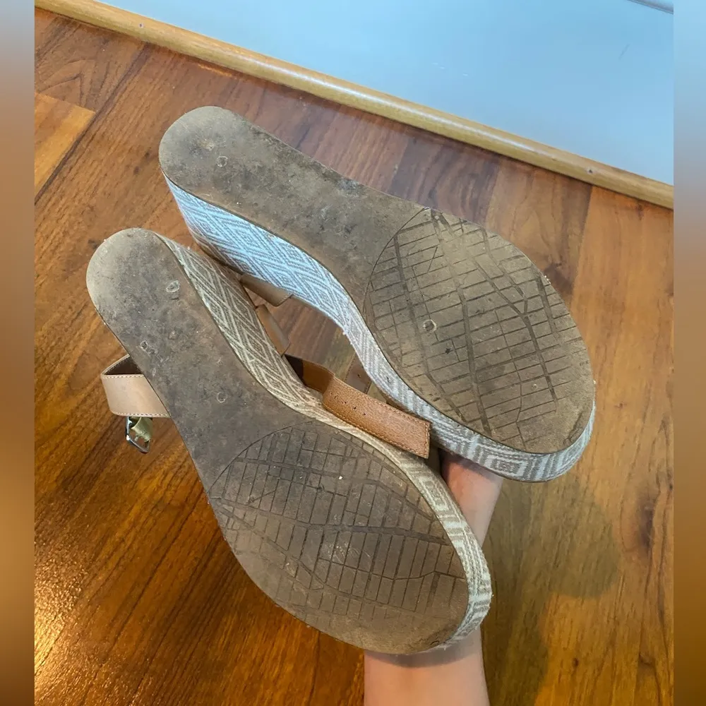 Geometric Patterned Wedge Heels - Image 5