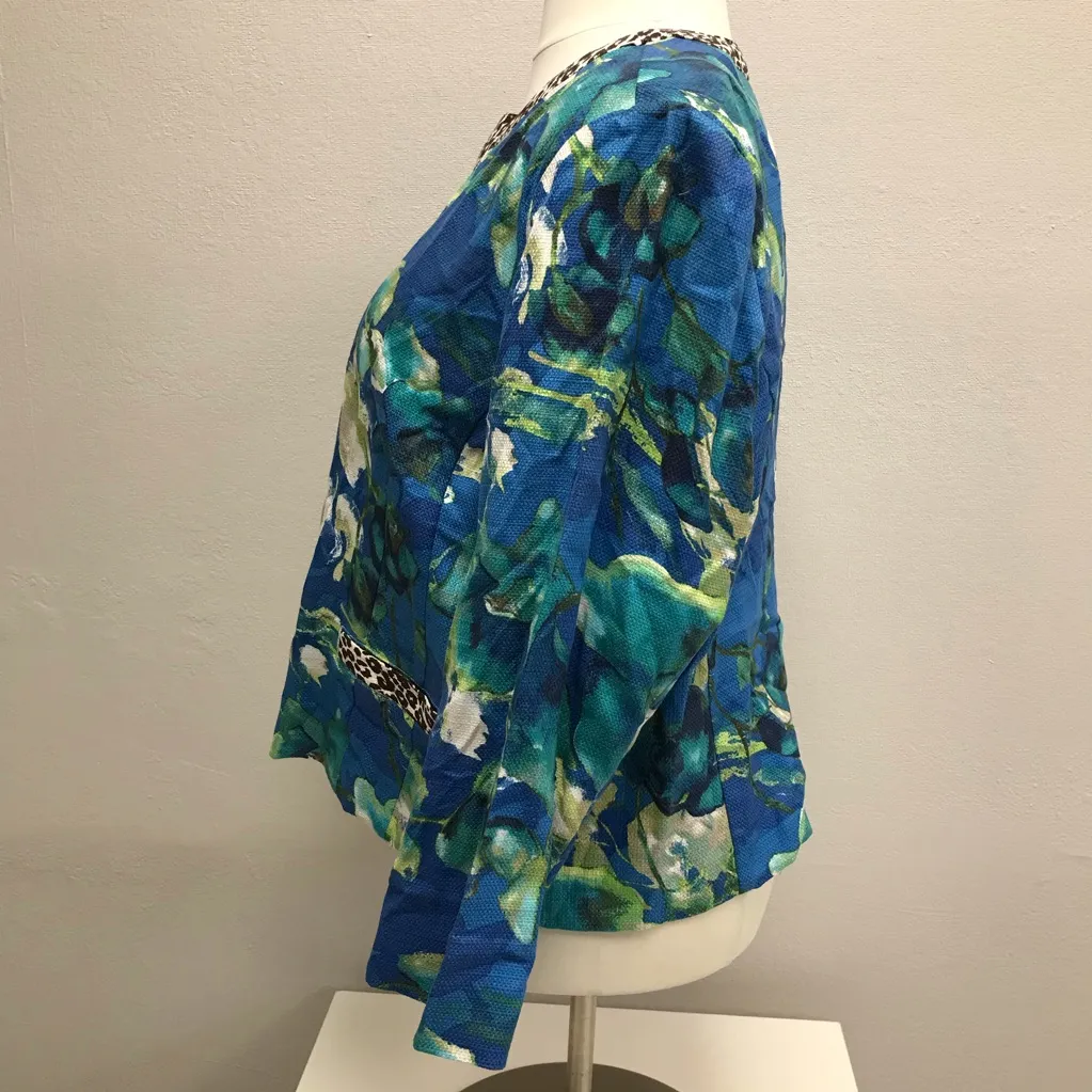 Chico’s Floral Blue Women's Jacket - Chico’s size 4 (XXL) NWT - Image 2