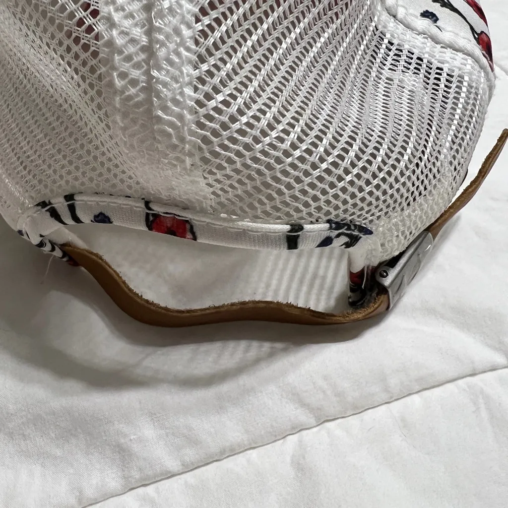 True Religion White and Red Cap - Image 4
