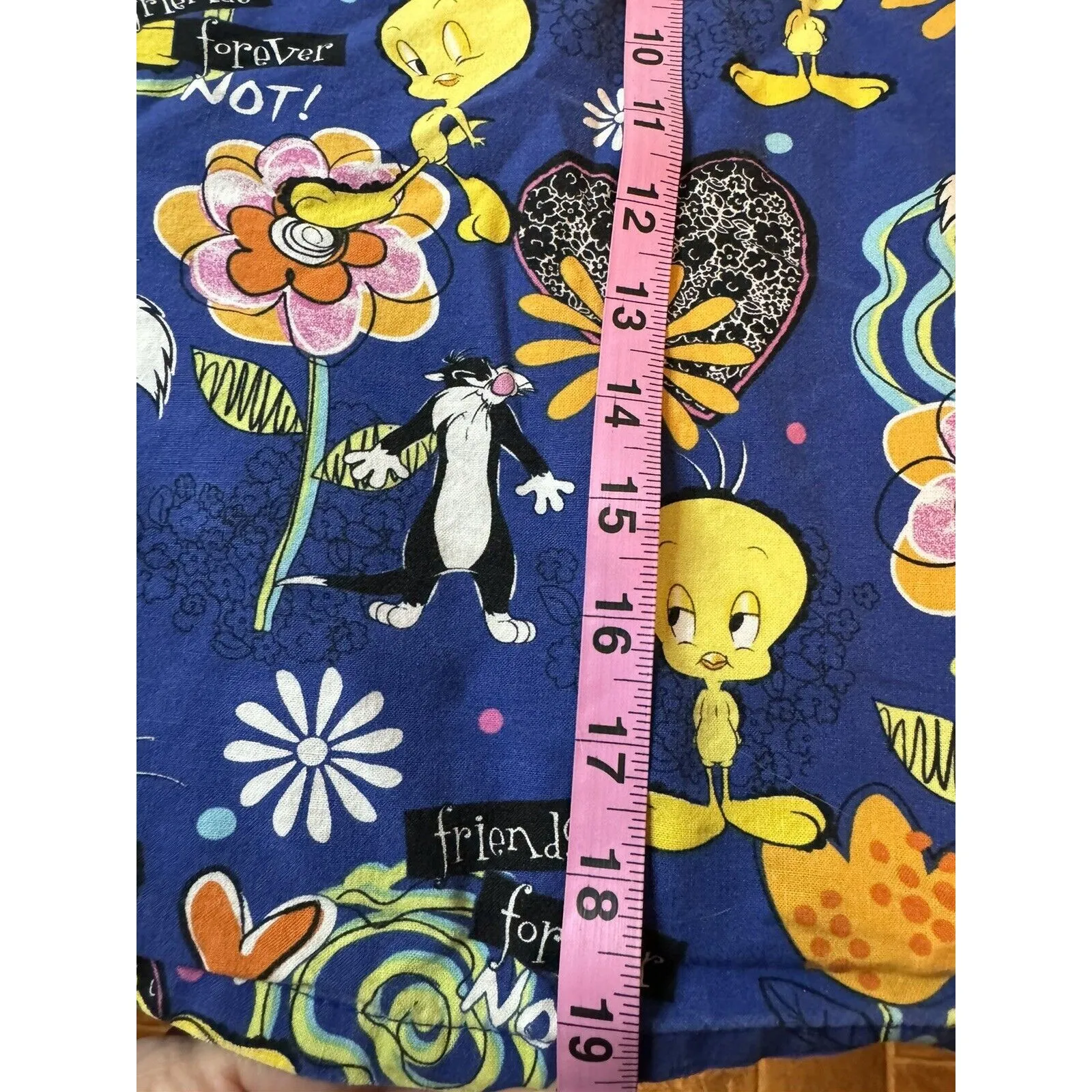 Looney Tunes Tweety Bird & Sylvester Scrub Top Women’s Size XL Blue V-Neck - Image 6