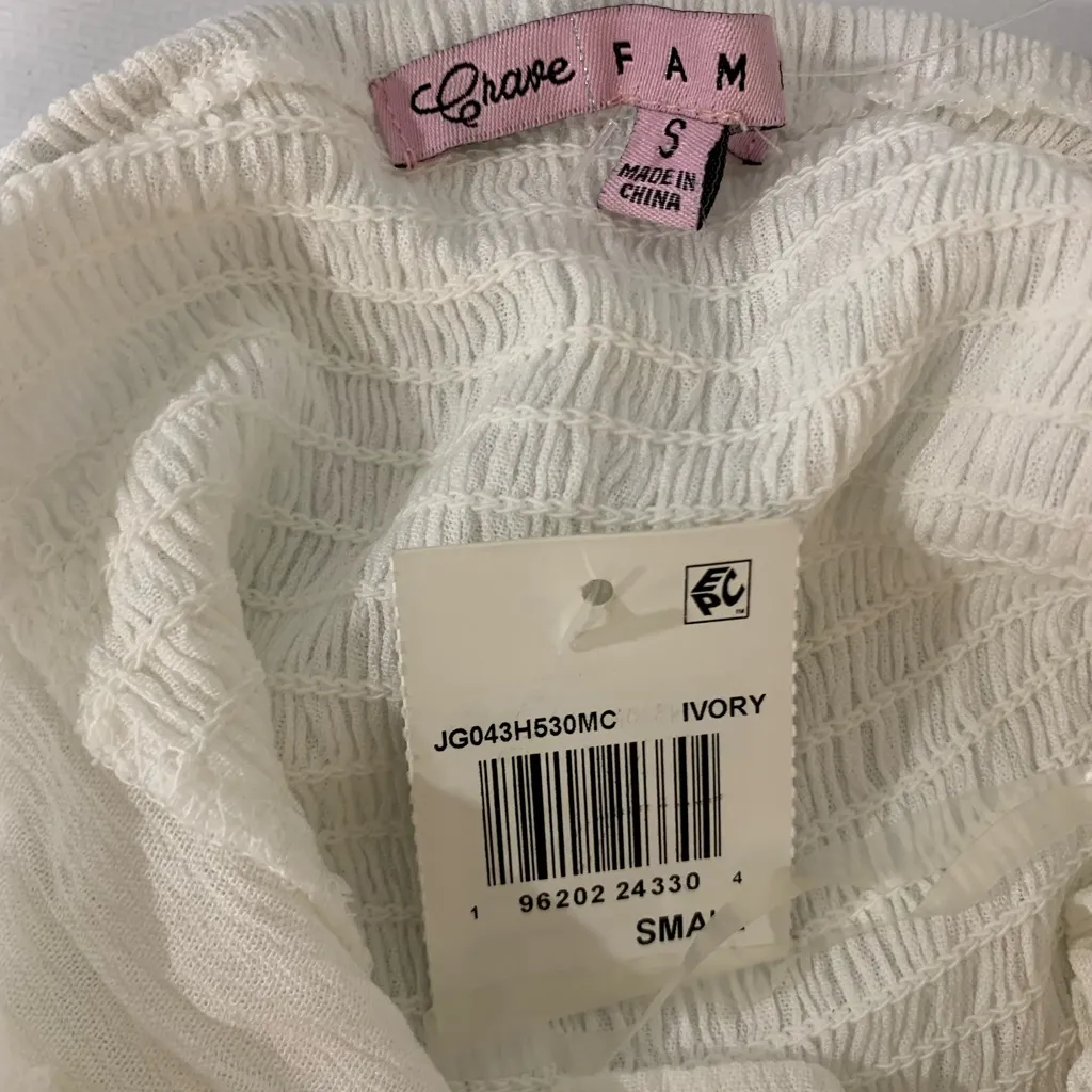 Crave Fame Juniors' Ruched Front Ruffled Top - Size Small - Image 5