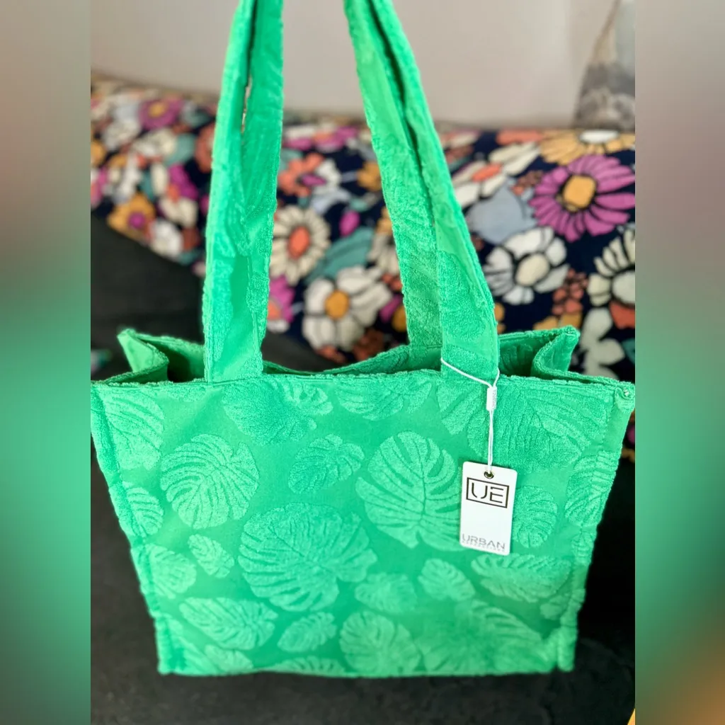 Urban Expressions Green Textured Leaf Tote Bag - Vibrant Trendy Tote - Image 5