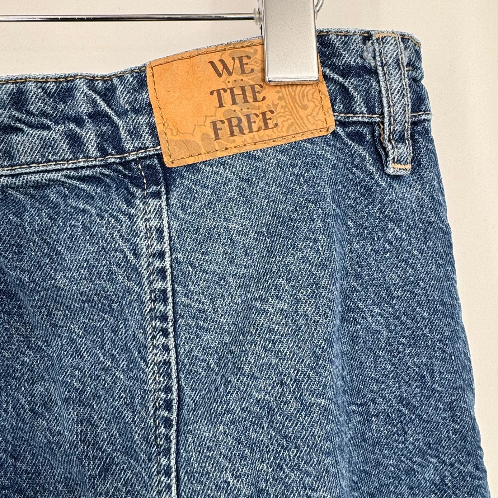 We The Free Wallflower jeans women's 33 wide leg mid rise flare blue denim retro - Image 5