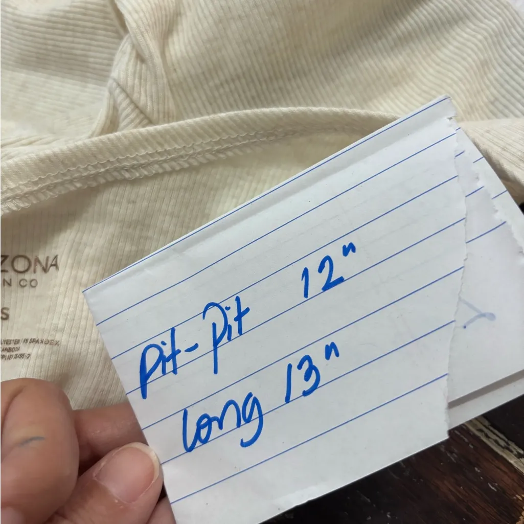 Arizona Jean Company Cream Twist back Crop Top women’s long sleeves small - Image 3