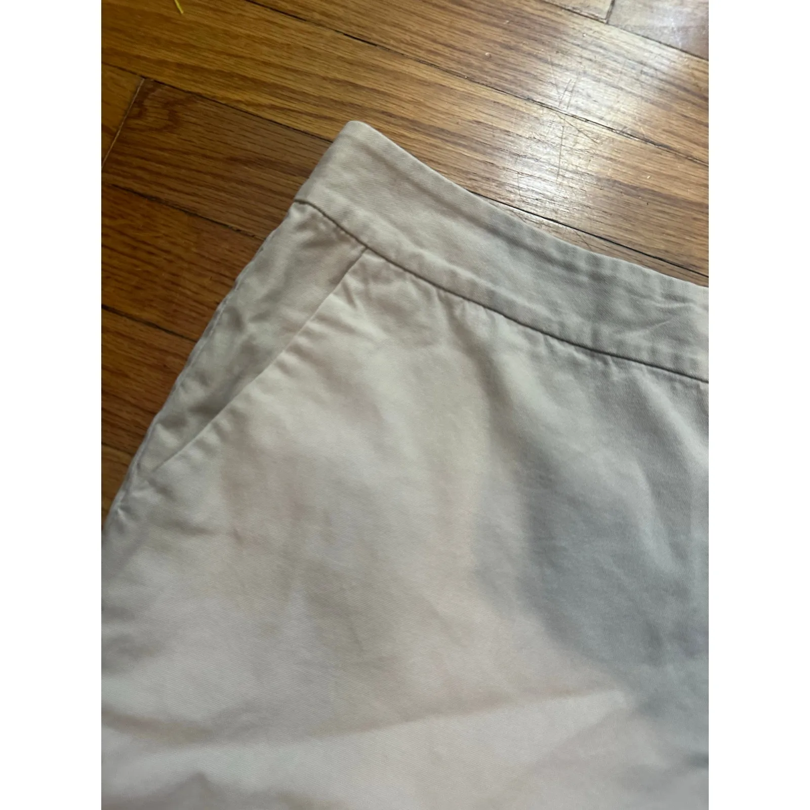 Lauren Ralph Lauren Khaki Shorts – Classic Fit, Timeless Style Tan Size 14 - Image 2