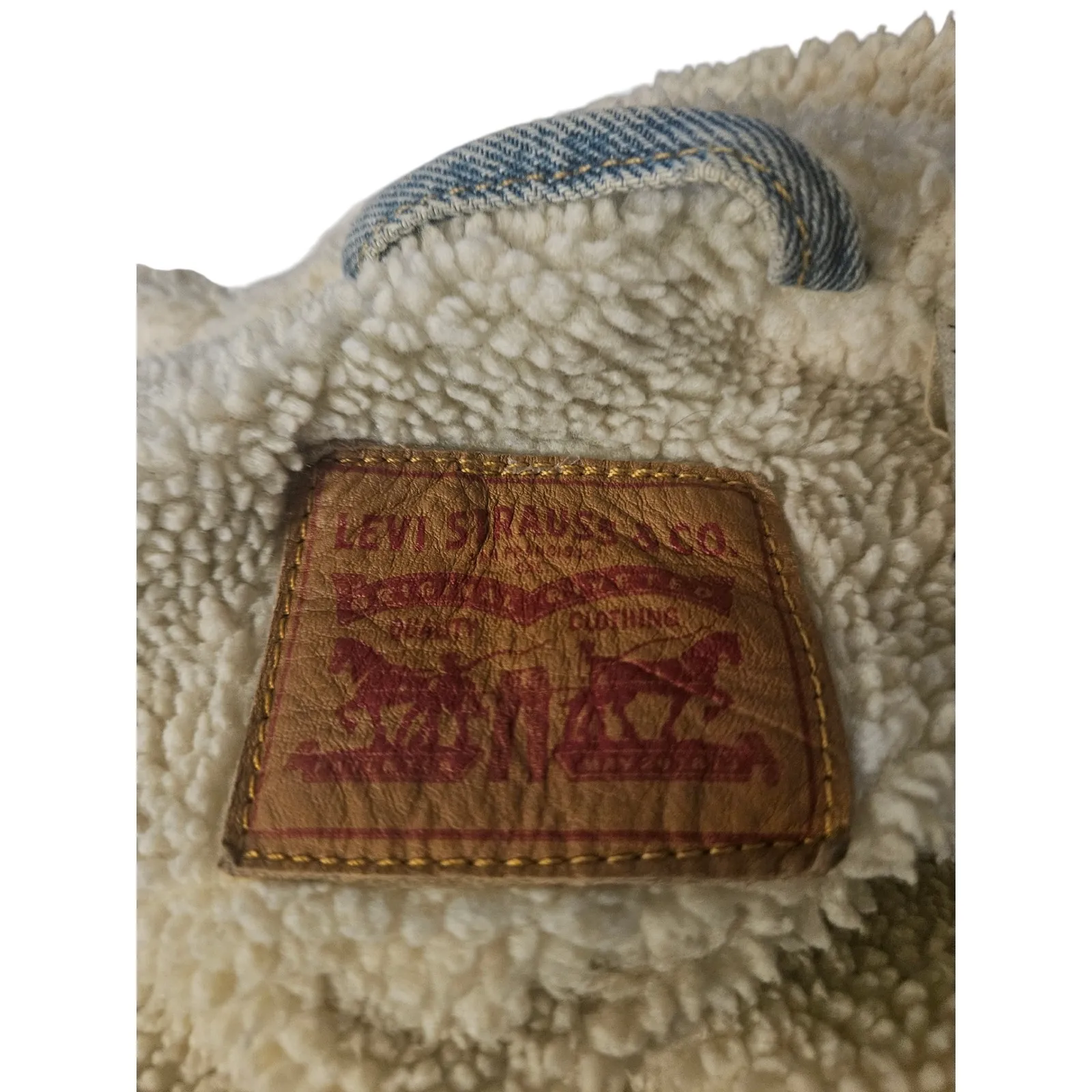 Levi's Sherpa Lined Denim Jacket Trucker Classic Blue Wash Fleece Collar - Image 6