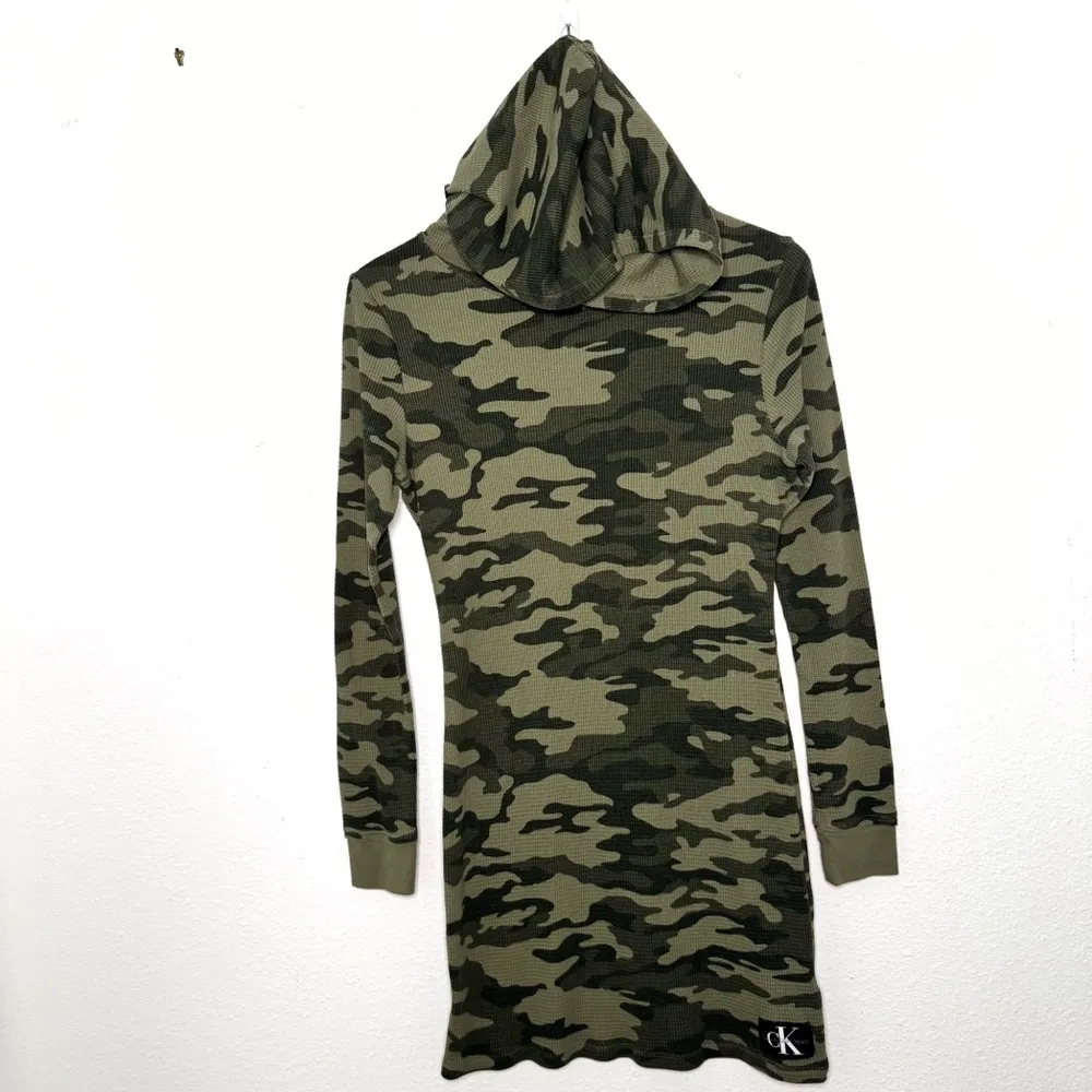 Calvin Klein long sleeve green Camo Print Hoodie mini Dress size medium - Image 6