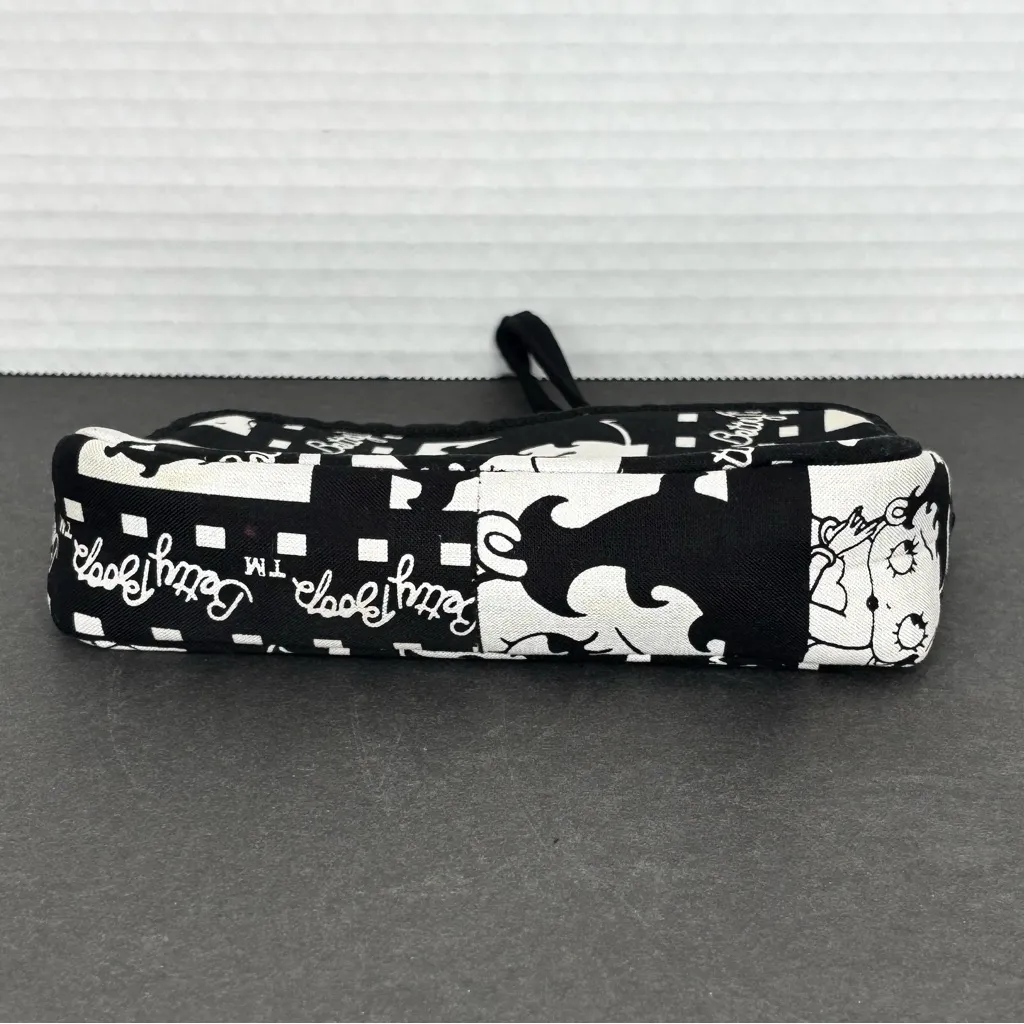 Betty Boop Black And White Cosmetic Makeup Bag - Image 3