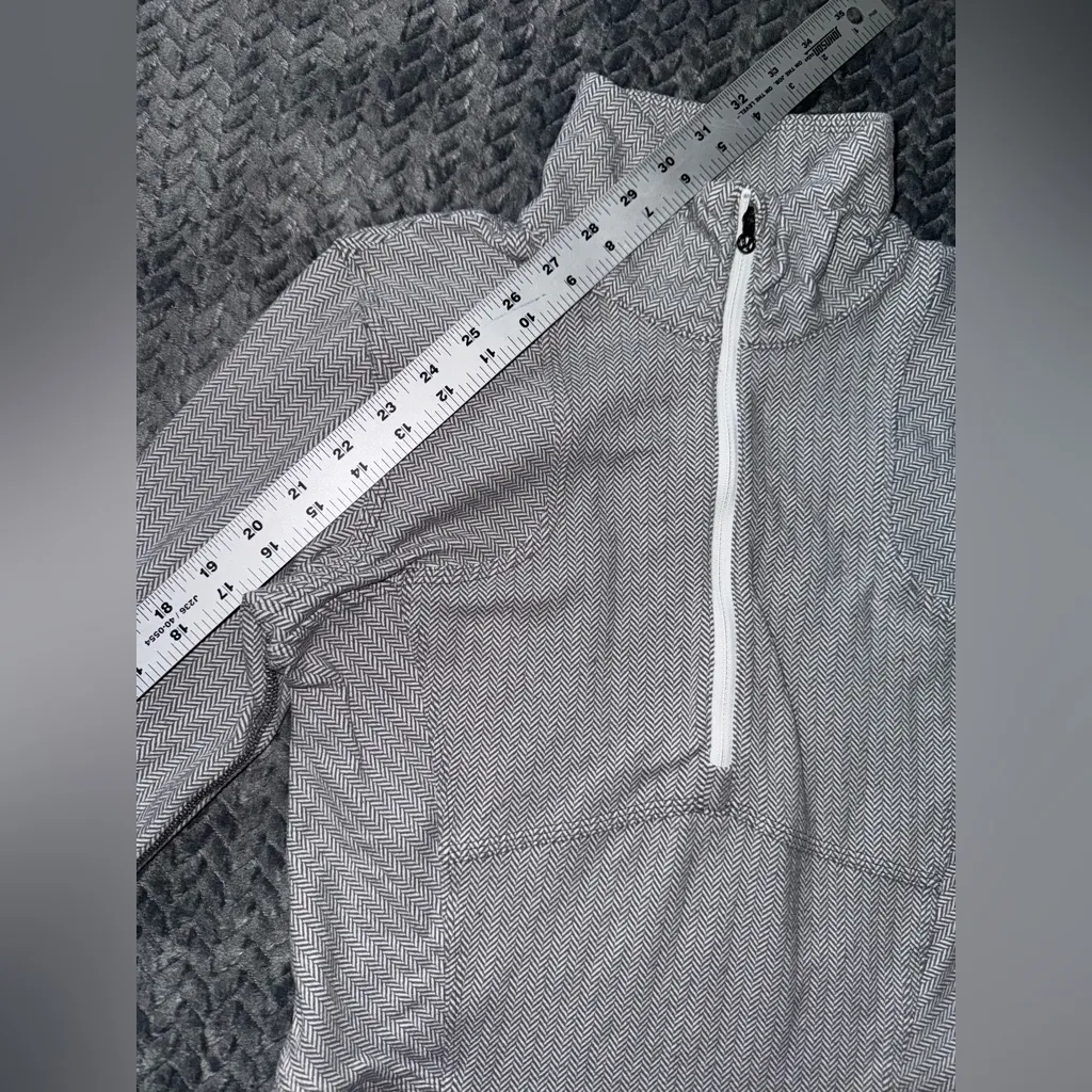 Lululemon Kanto Catch Gray Herringbone Quarter Zip Jacket 6‎ - Image 7