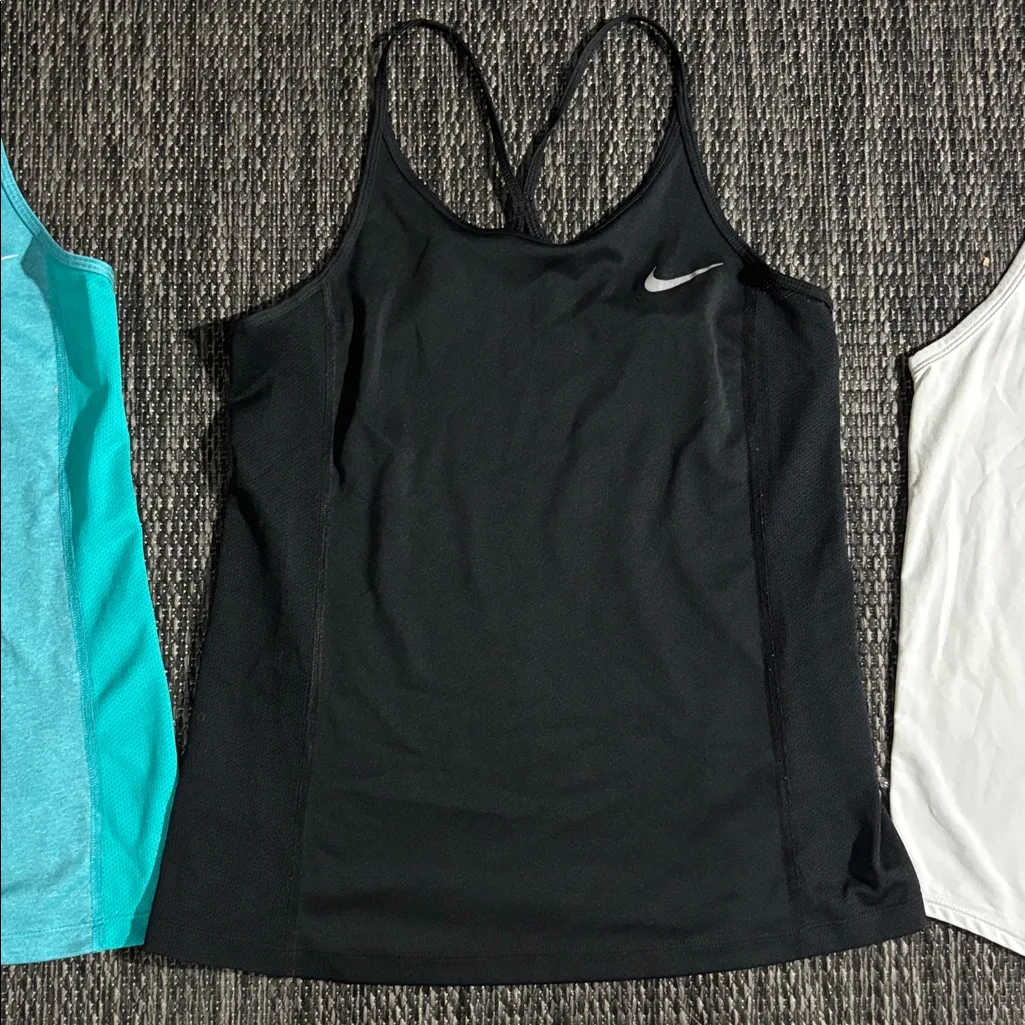Nike dri-fit racerback tank tops - Image 5