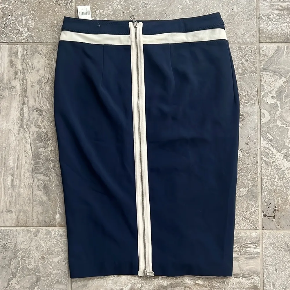NWT Rag & Bone Midnight Scuba Skirt, Navy & Cream, Size 4 New w/Tag - Image 3