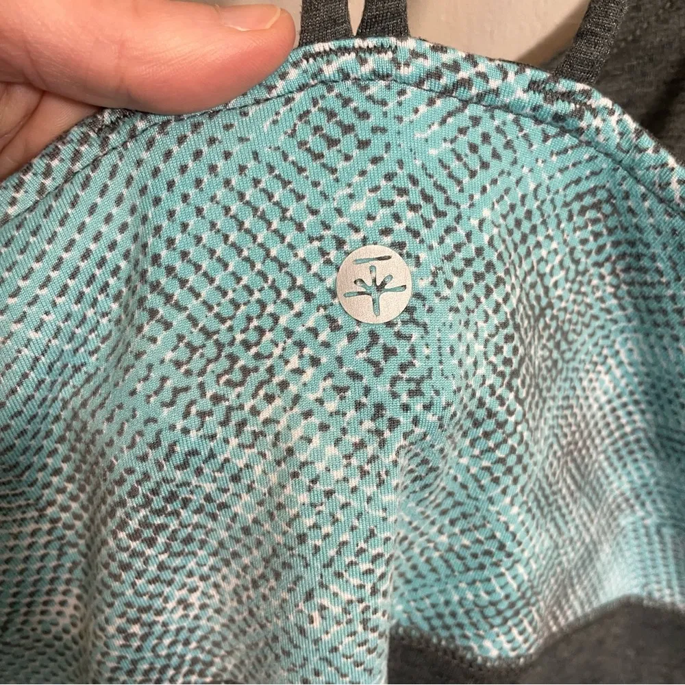 Soybu  Active Dress Shelf bra with padding - Image 3