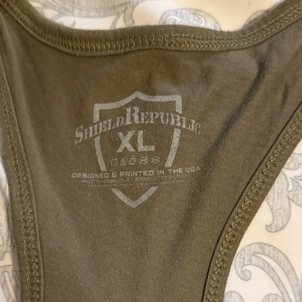 Women's Khaki Graphic Tank Top Green Size XL - Image 2