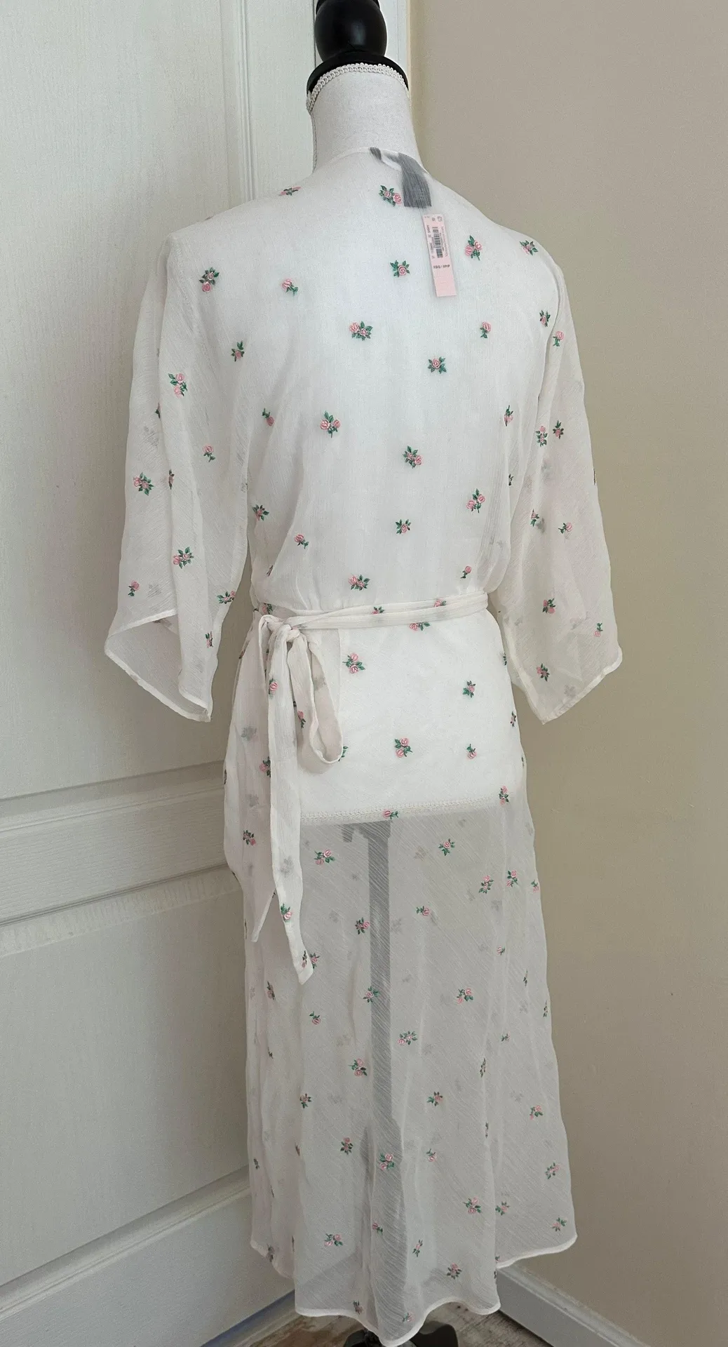 NWT  White Sheer Long Floral Embroidered Robe, Sz XS/S - Image 7