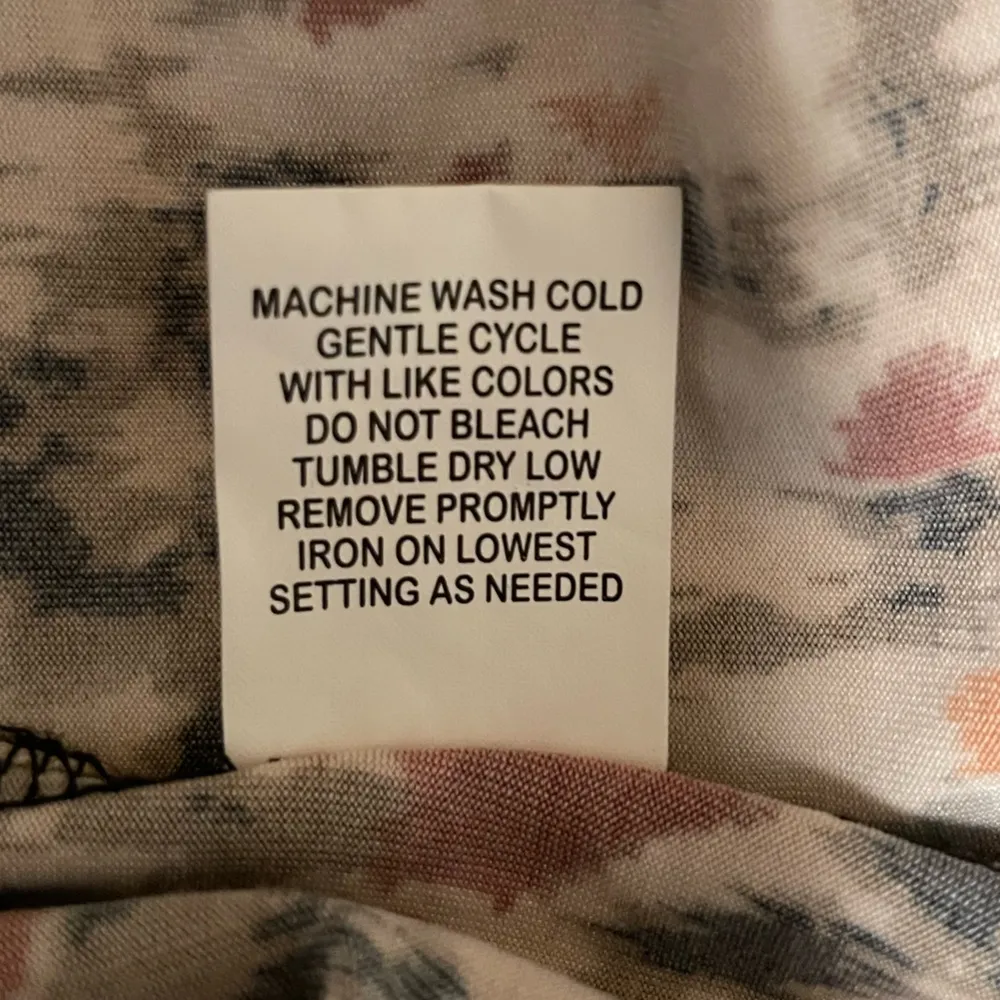 Notations Long Sleeve Abstract Cream Red Orange Scoop Neck Tunic Size Medium - Image 7