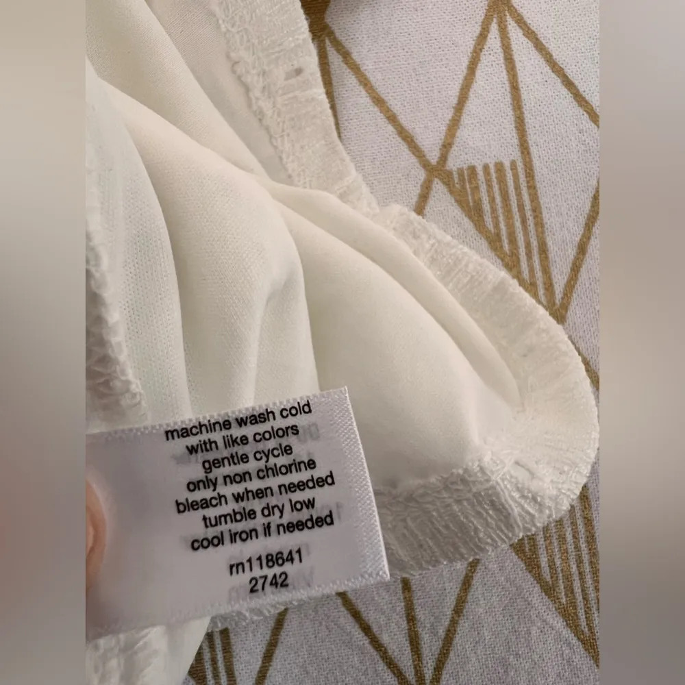 Lane Bryant NWT Crop Drawcord Detail Eyelet Top Size 18/20 - Image 13