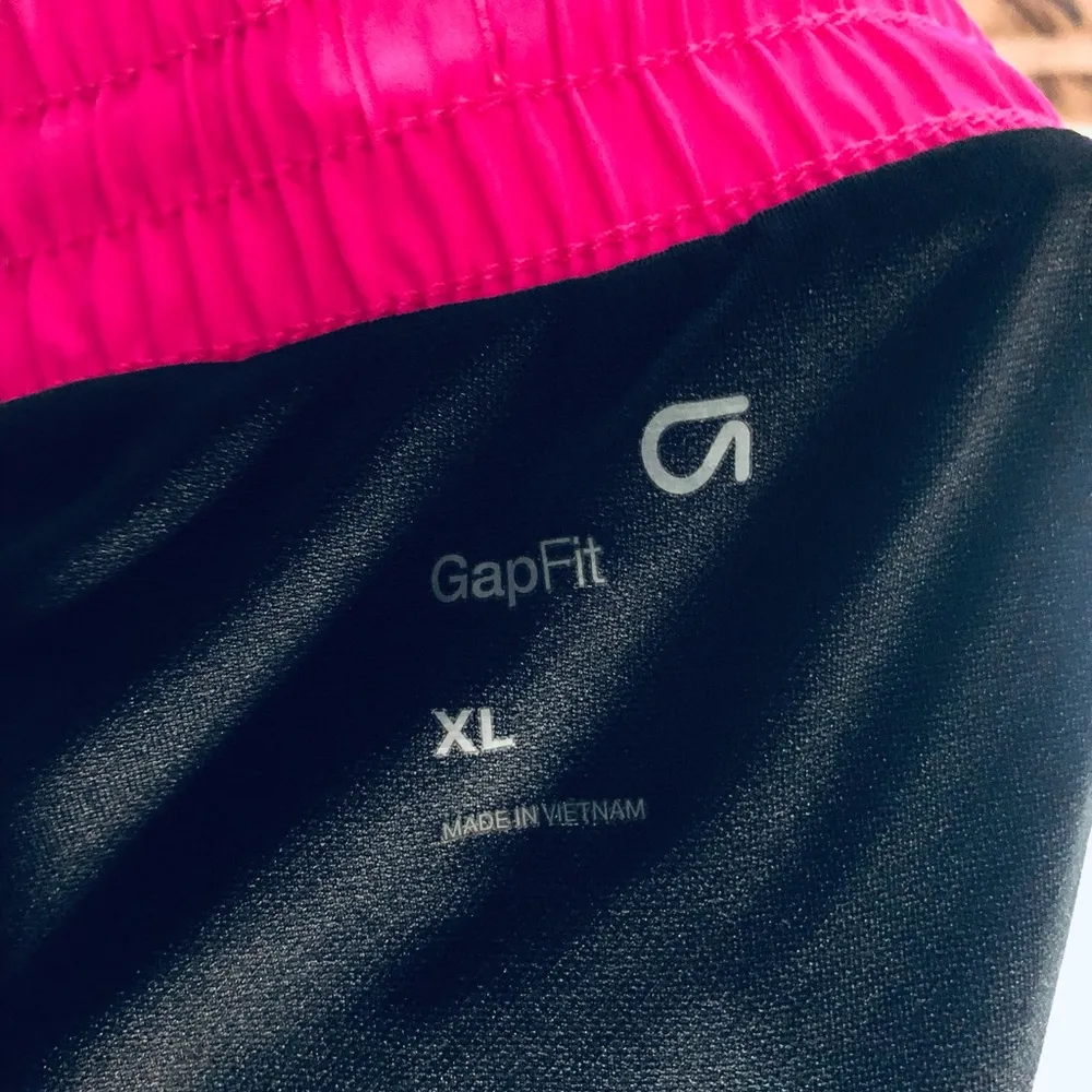 GAP FIT Pink Athletic Shorts with Curved Hem - Image 3