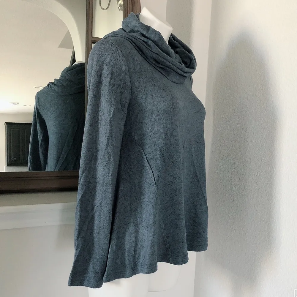 Cupio Turtleneck Sweater Pullover , Size S New with Tag - Image 4