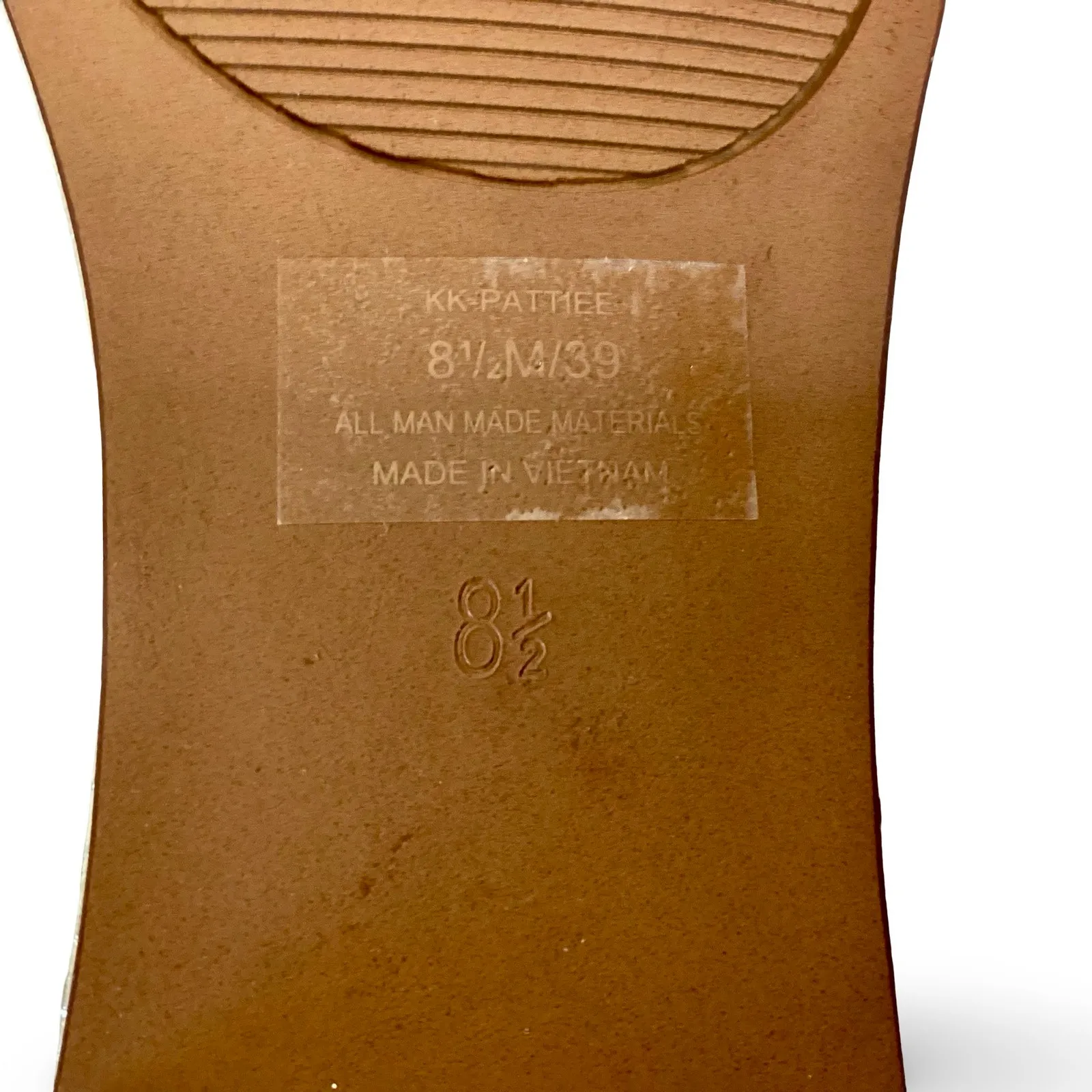 NWOT Kelly & Katie Silver Metallic Pattiee Sandals - Image 10