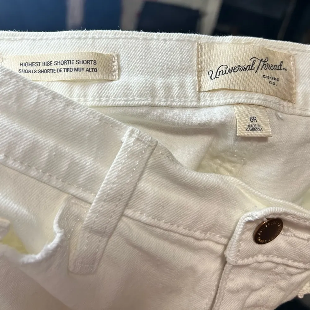 Universal Thread Goods Co. Jean Shorts - Image 5