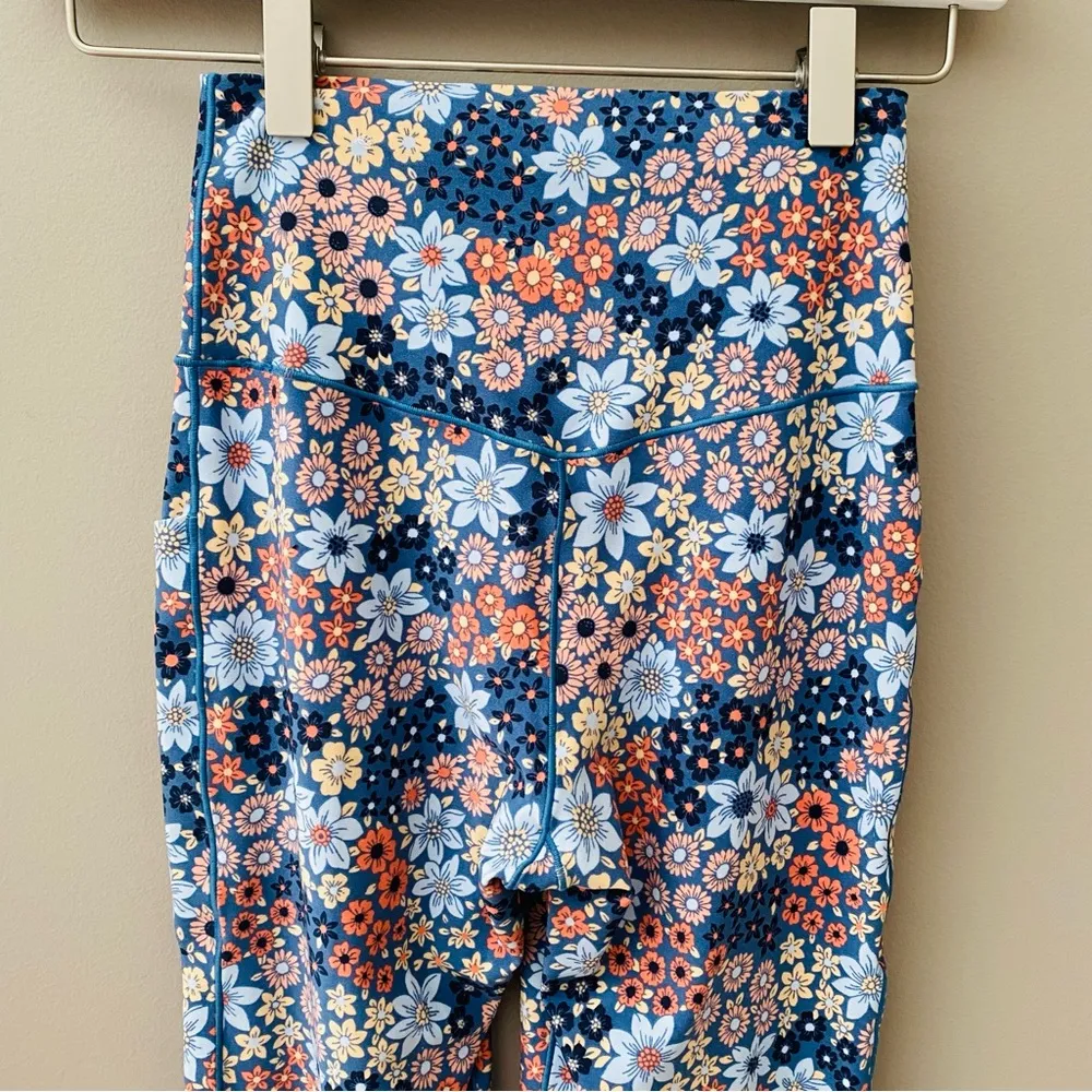 aerie Floral Print High Rise Leggings Blue/Pink Sz Small - Image 6