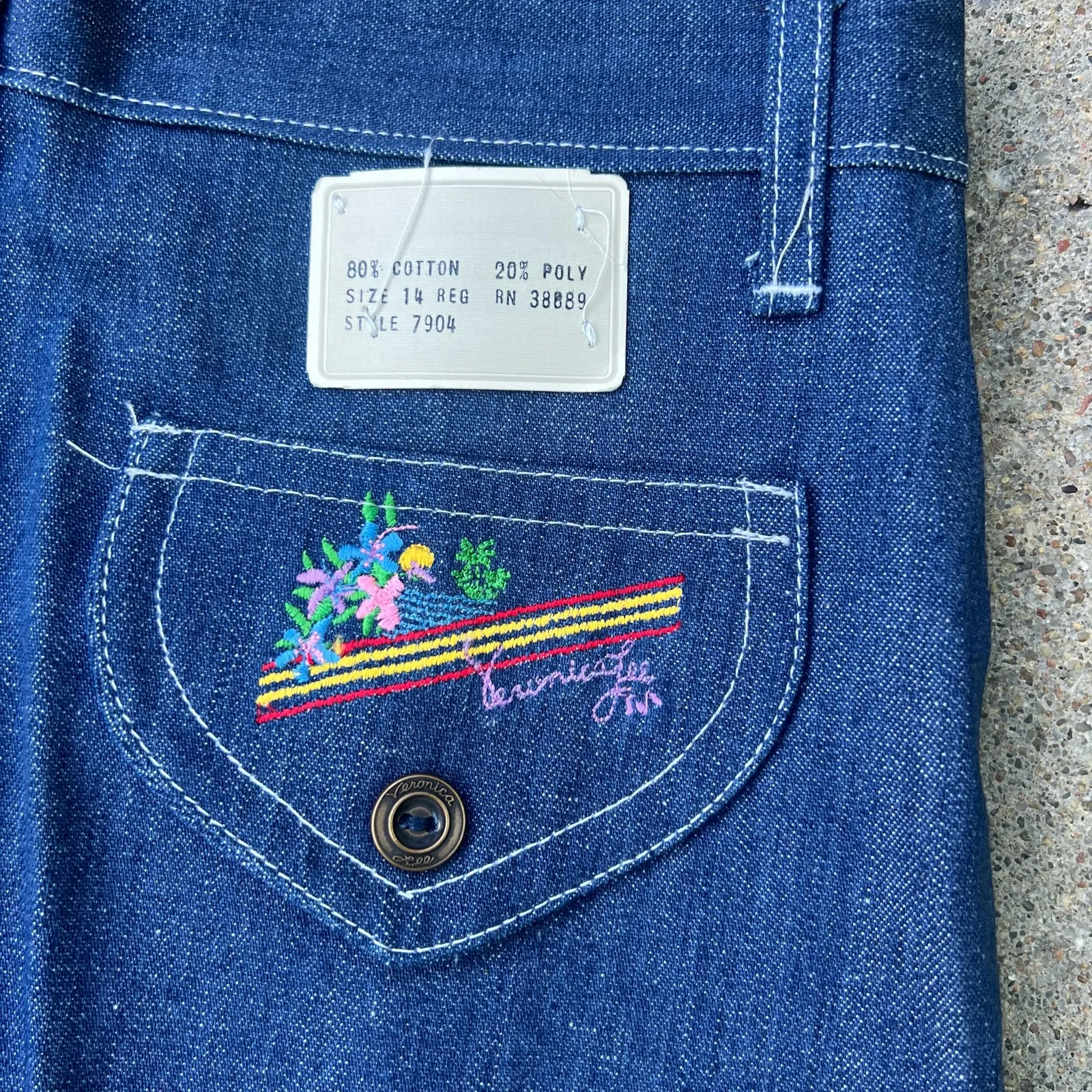 VTG 1960s Veronica Lee High Rise Tapered Leg Embroidered Pocket Jeans Size 14 Blue - Image 2