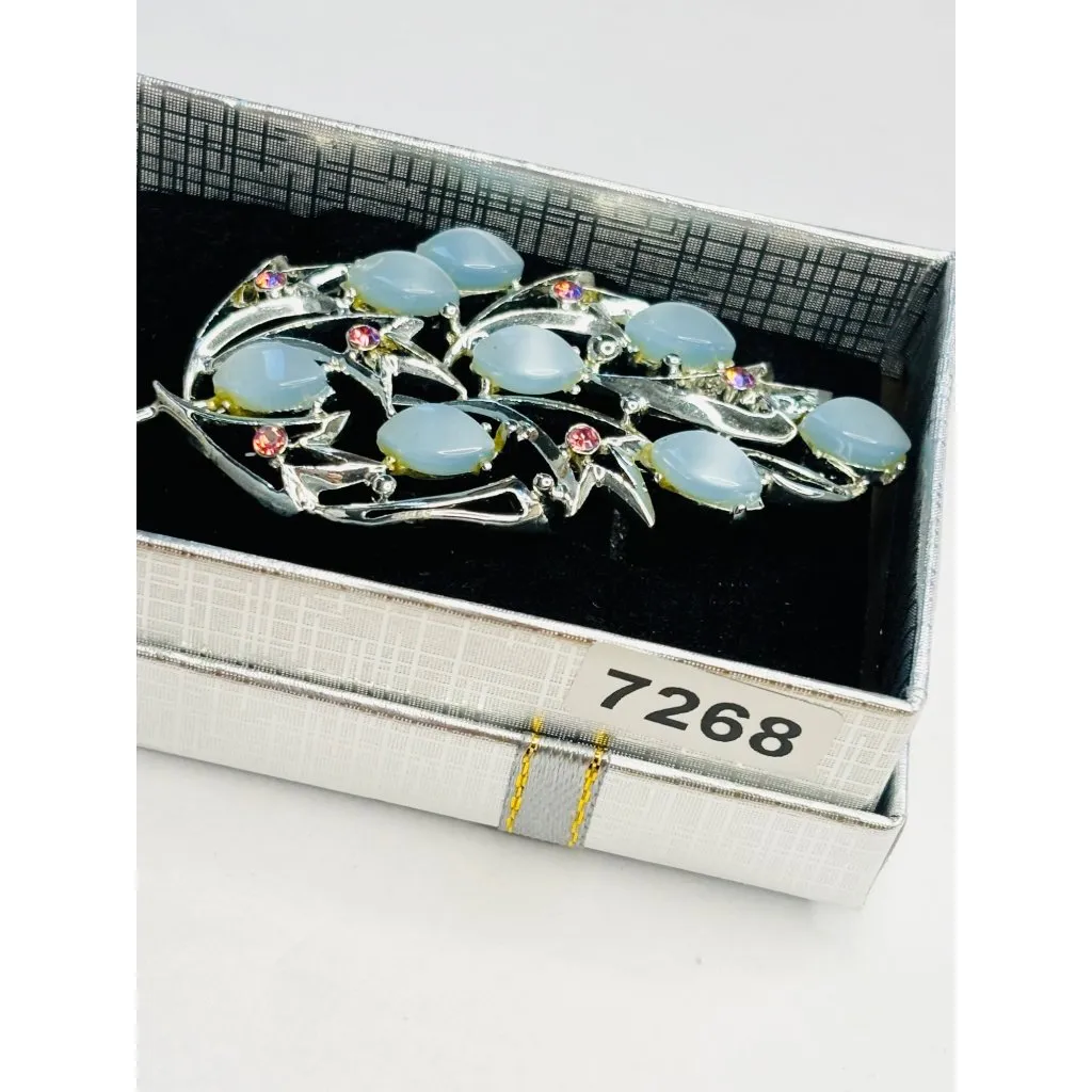 Vintage Parue Blue & Silver Leaf Brooch With Blue Cabochons & Pink Rhinestones - Image 9