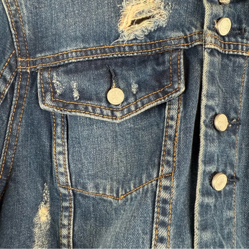 Blank NYC Denim Jacket Distressed Jean Jacket Medium Wash Silver Button sz Large - Image 11