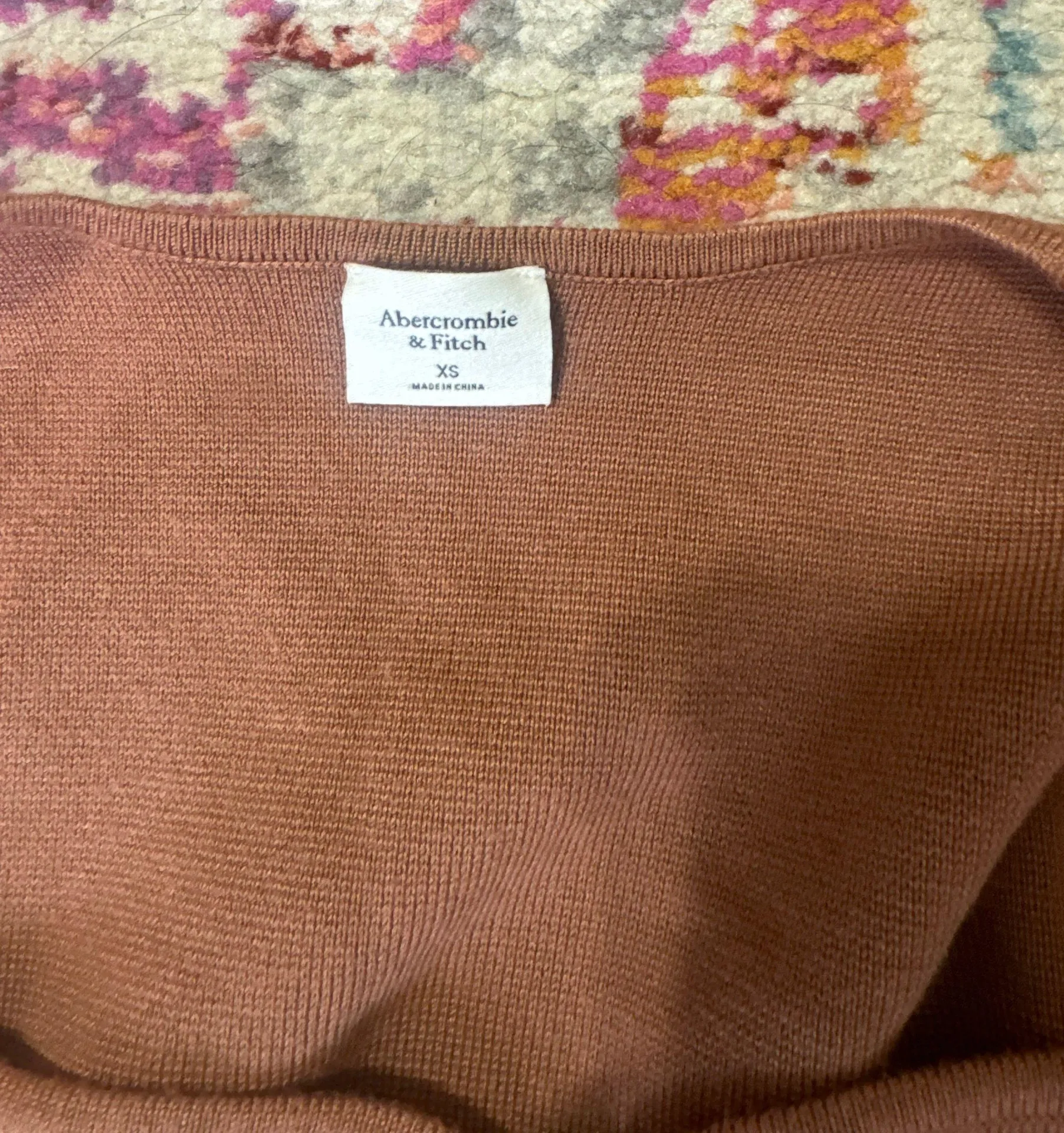 Zip-Up Notch-Neck Slim Top - Image 3