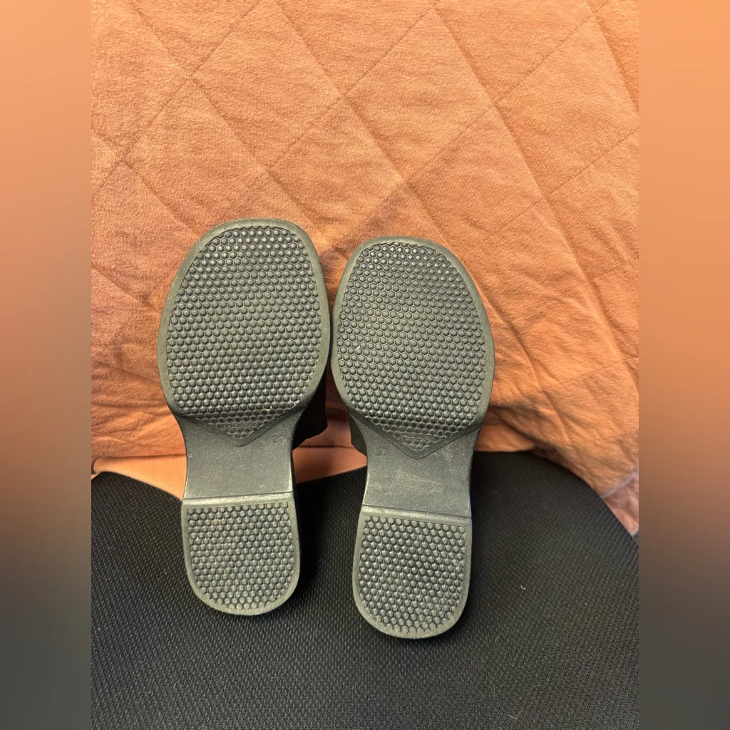 Steve Madden Black Platform Mules - Image 4