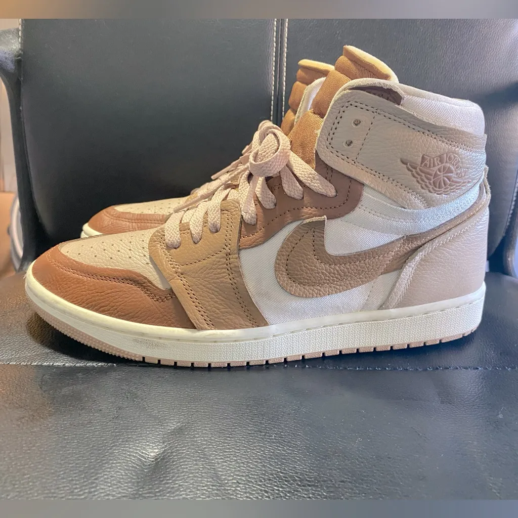 Women’s Air Jordan 1 HighTop Method Of Make’ Legend Medium Brown Sneakers Size11 - Image 7