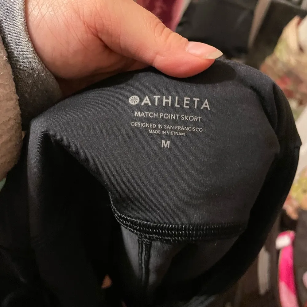 NWOT ATHLETA CAMO MATCH POINT SKORT - Image 3