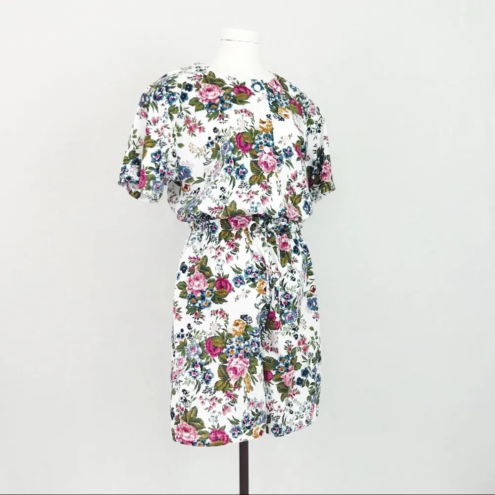 Vintage Floral Romper in White | Size M Size M - Image 8