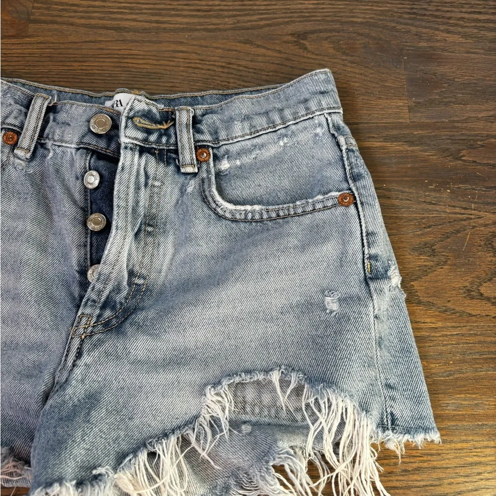 Zara jean shorts! - Image 3