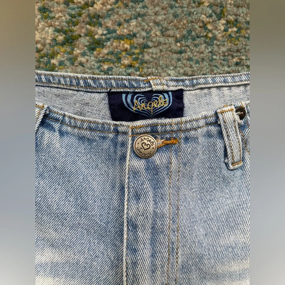 Vintage Y2K Angels low rise distressed denim jean shorts, size 9 Blue - Image 4