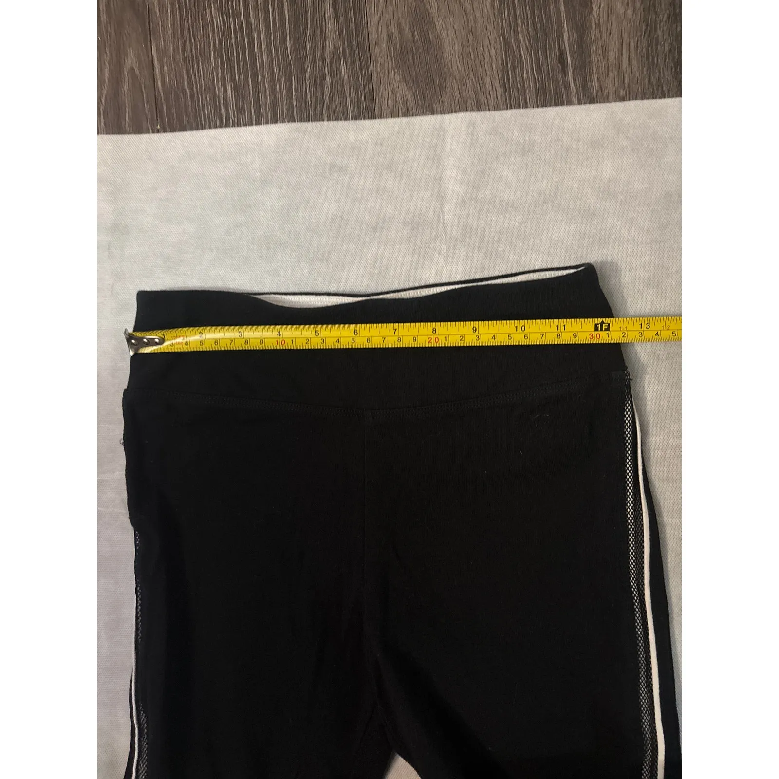 Betsey Johnson Black Performance Ruffled Hem Racetrack Stripe  Capri Leggings S - Image 8