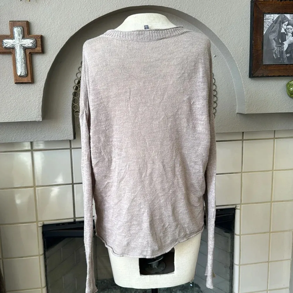 Michael stars taupe long sleeve linen blend v neck knit top sweater size small - Image 3