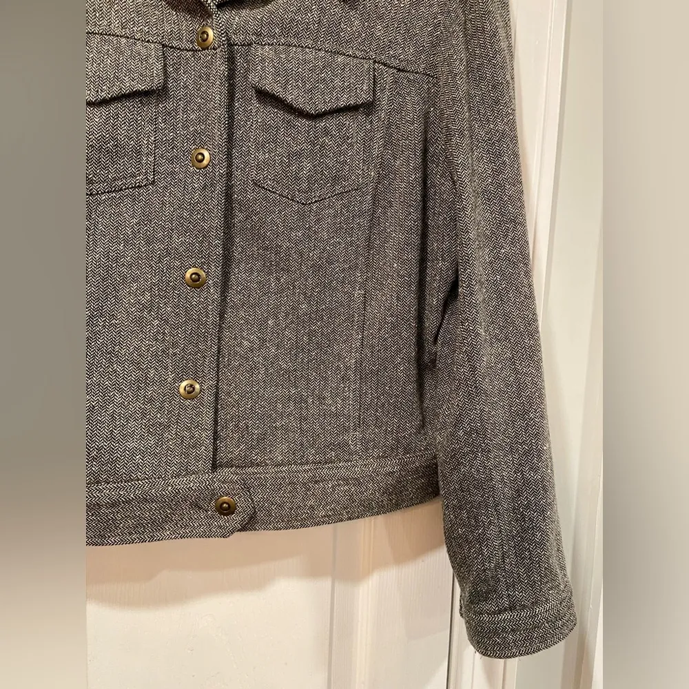 Liz Claiborne Size MP Black Cream Wool Blend Herringbone Full Snap Jacket Lined - Image 8