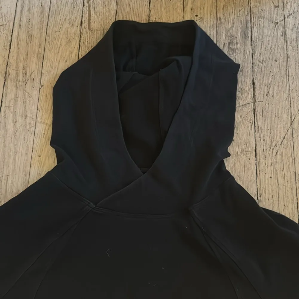 Lululemon Cropped Hoodie - Image 2