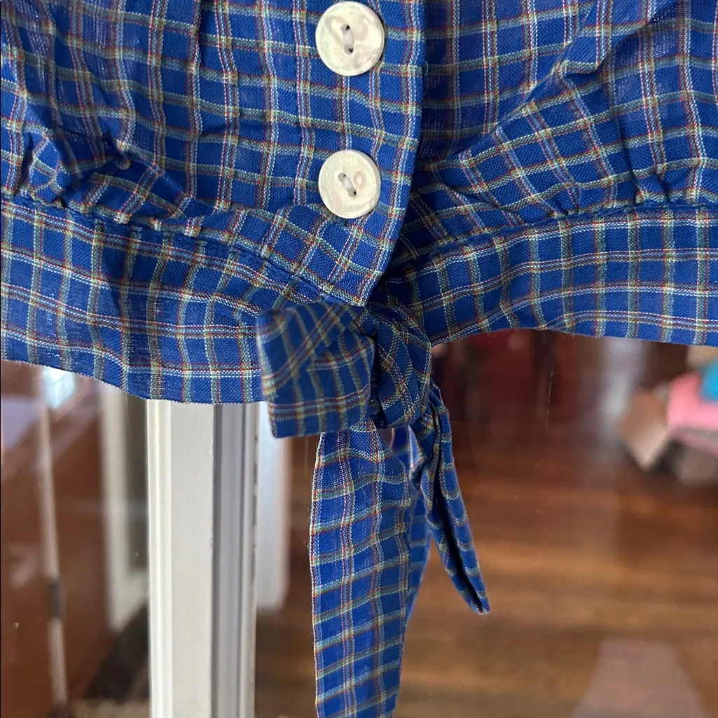 The East Order Medium Short Sleeve Mahlia Crop Top in cobalt blue check preppy - Image 7