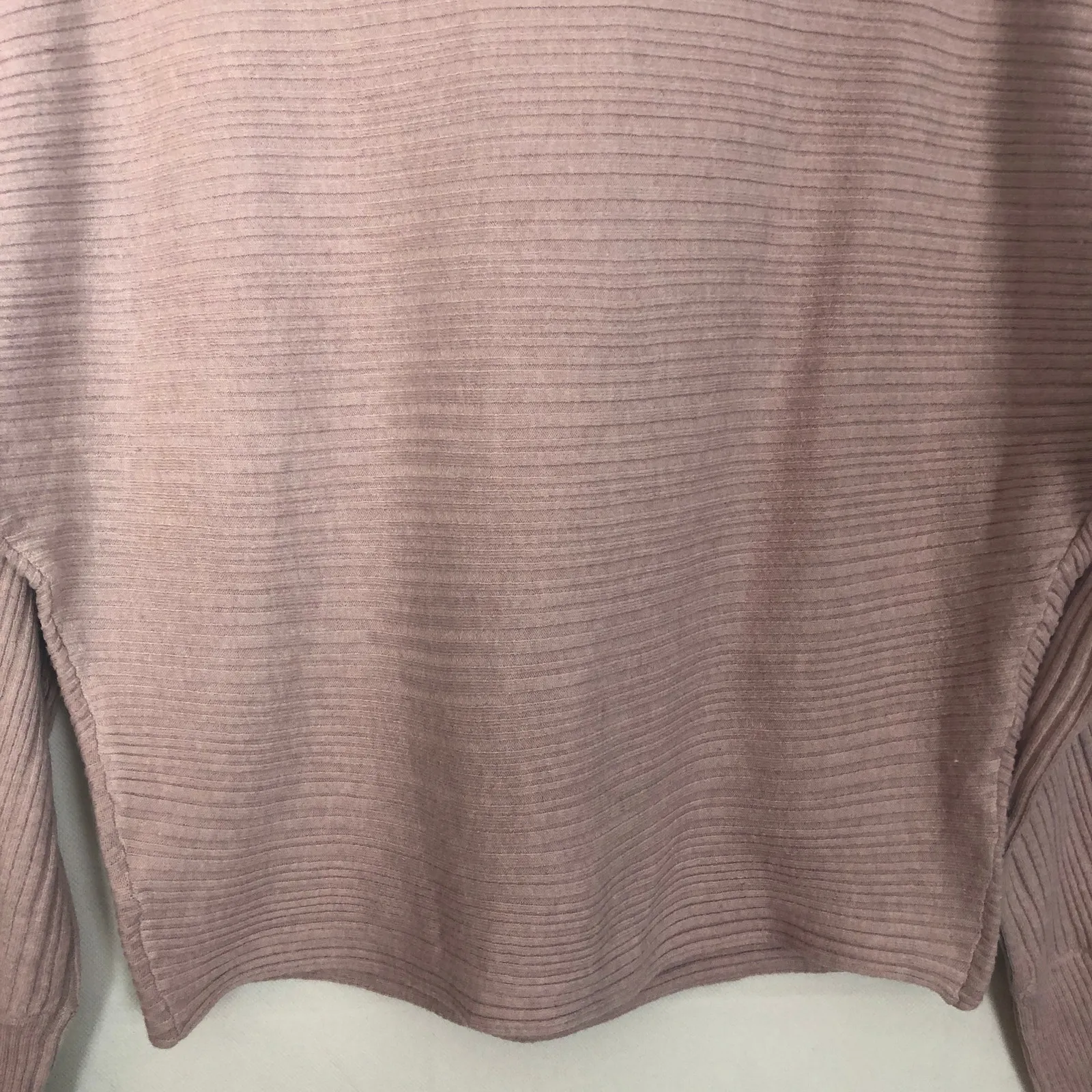 Iris  Dolman Sleeve Pink Pullover Sweater M - Image 8