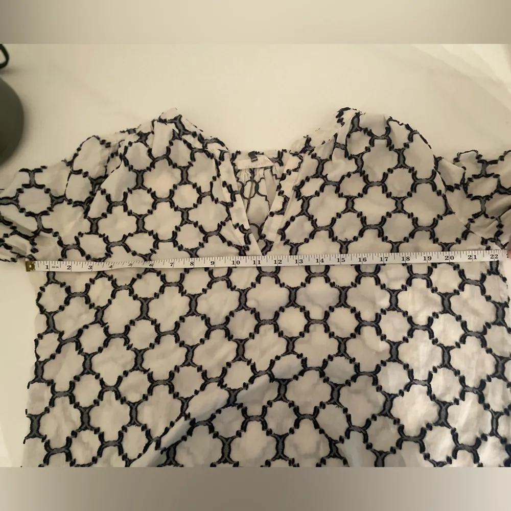 LOFT long sleeve popover, navy/white, size medium - Image 6