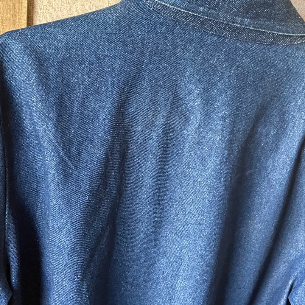 Hunters run, vintage denim jacket, medium Blue - Image 12