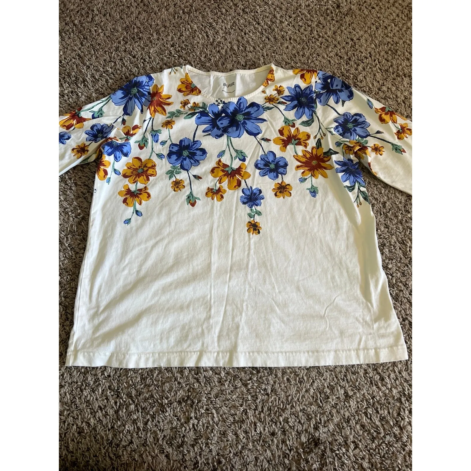 Vintage Blair Women's Cream Blue Yellow flowers Quarter Sleeve Top Size‎ Large - Image 2