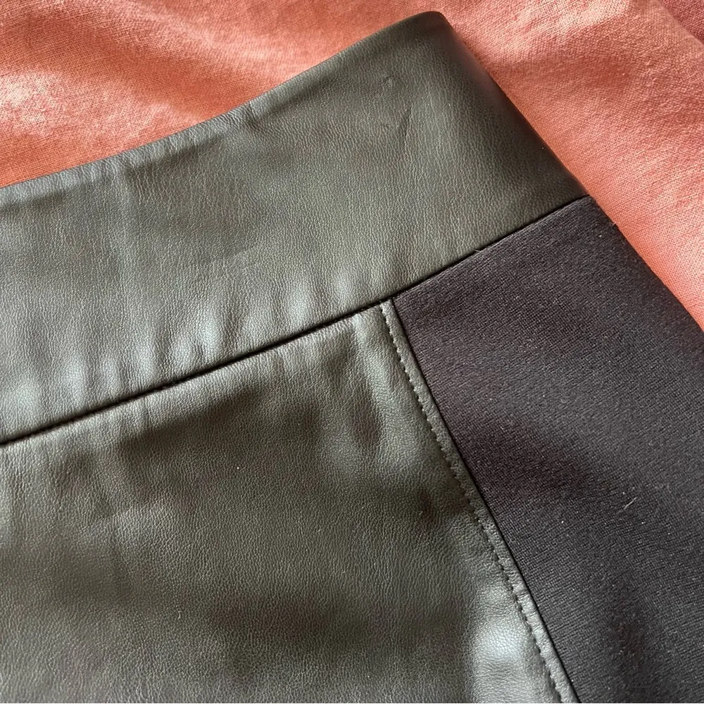 Black Cabi Miranda pleather skirt - Image 2